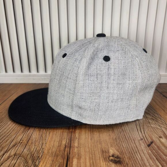 Illuminati Occult Geometric Sandwich Hat Cap Snapback Gray Hip Hop Three In Logo - Picture 6 of 10